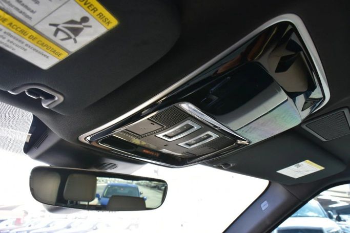 Подержанный Land Rover Range Rover Sport II Рестайлинг, 3.0 л, 2021 в Шардже от Alfaris Used Cars Белый цвет. Other | AUTO.AE