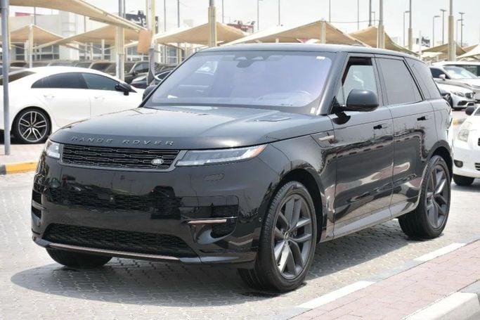 Подержанный Land Rover Range Rover Sport P400 MHEV III, 3.0 л, 2023 в Шардже от Alfaris Used Cars Черный цвет. Other | AUTO.AE