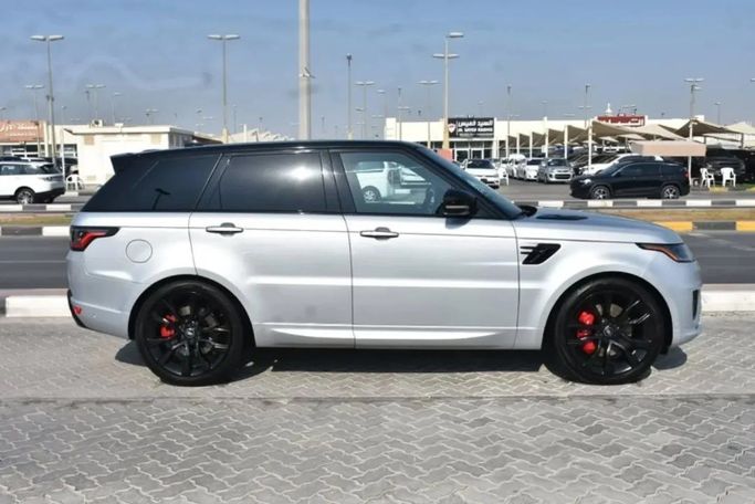 Подержанный Land Rover Range Rover Sport P360 MHEV II Рестайлинг, 3.0 л, 2021 в Шардже от Alfaris Used Cars Серебристый цвет. Other | AUTO.AE