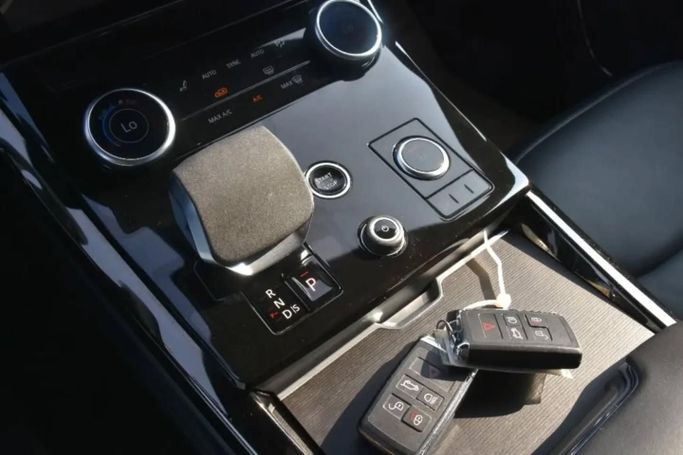 Used Land Rover Range Rover Sport P400 MHEV III, 3.0 l, 2023 in Sharjah by Alfaris Used Cars, White color. Other | AUTO.AE