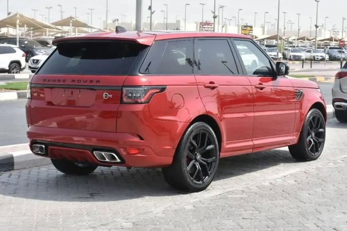 Подержанный Land Rover Range Rover Sport SVR II Рестайлинг, 5.0 л, 2020 в Шардже от Alfaris Used Cars Красный цвет. Other | AUTO.AE