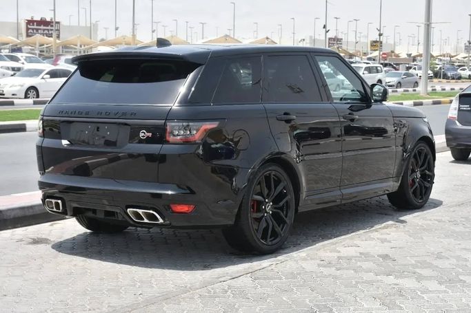 Подержанный Land Rover Range Rover Sport SVR II Рестайлинг, 5.0 л, 2022 в Шардже от Alfaris Used Cars Черный цвет. Other | AUTO.AE