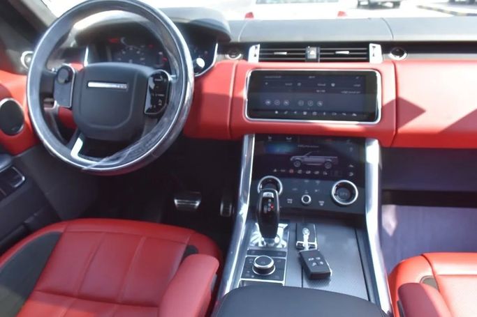 Подержанный Land Rover Range Rover Sport P525 II Рестайлинг, 5.0 л, 2020 в Шардже от Alfaris Used Cars Белый цвет. Other | AUTO.AE