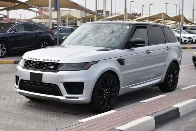 Подержанный Land Rover Range Rover Sport P525 II Рестайлинг, 5.0 л, 2021 в Шардже от Alfaris Used Cars Белый цвет. Other | AUTO.AE