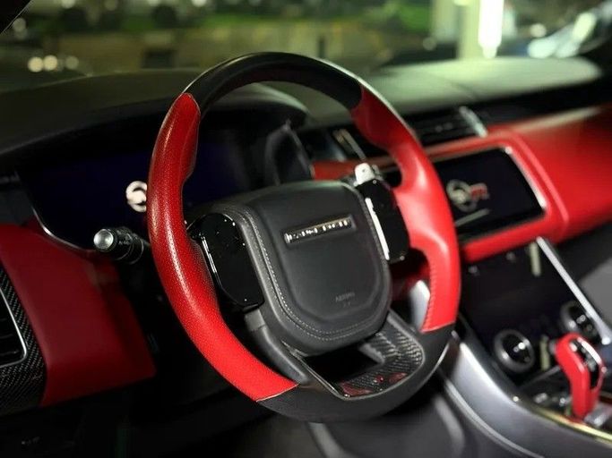 Подержанный Land Rover Range Rover Sport SVR II Рестайлинг, 5.0 л, 2020 в Шардже от Speed Line Used Cars Синий цвет. Европейская | AUTO.AE