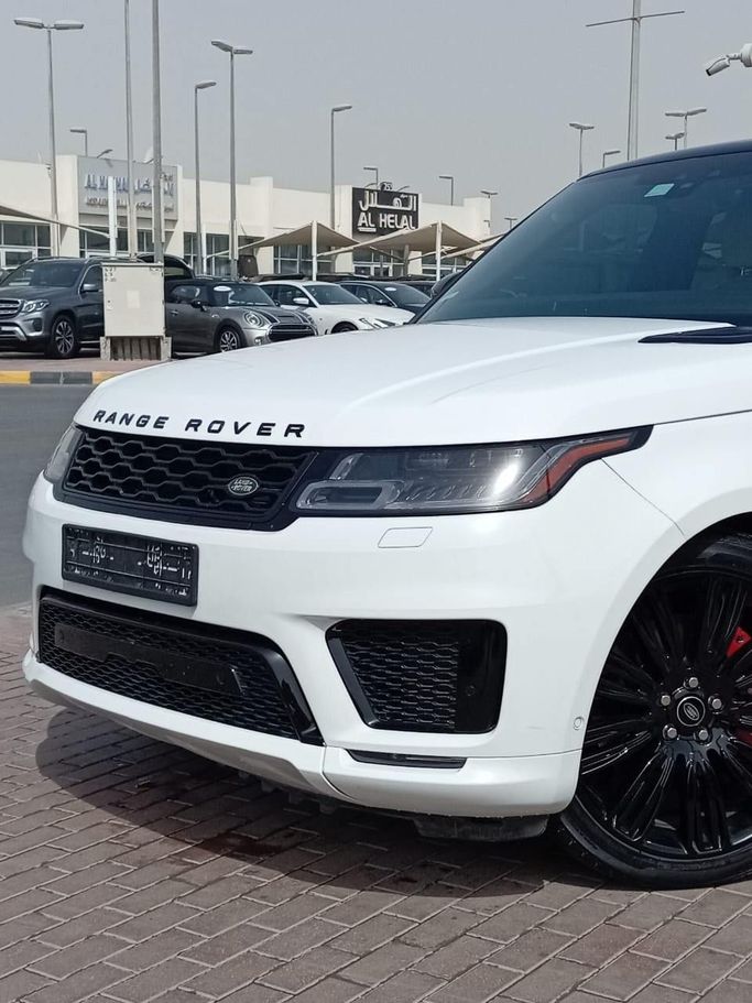 Used Land Rover Range Rover Sport P525 II Facelift, 5.0 l, 2022 in Sharjah by Mohammad Al Hamadani Used Cars, White color. American Specs | AUTO.AE
