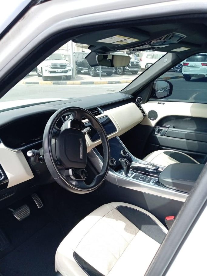Used Land Rover Range Rover Sport P525 II Facelift, 5.0 l, 2022 in Sharjah by Mohammad Al Hamadani Used Cars, White color. American Specs | AUTO.AE
