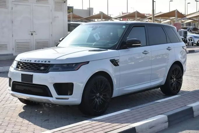 Подержанный Land Rover Range Rover Sport P525 II Рестайлинг, 5.0 л, 2020 в Шардже от Alfaris Used Cars Белый цвет. Other | AUTO.AE