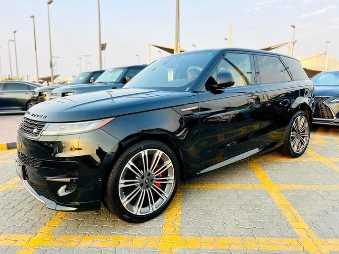 Новый Land Rover Range Rover Sport P400 MHEV III, 3.0 л, 2025 в Шардже от Karkuk Used Cars Черный цвет. Канадская | AUTO.AE