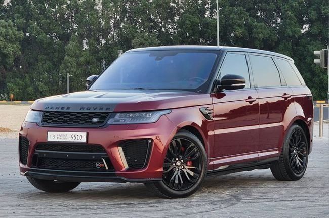 Подержанный Land Rover Range Rover Sport P340 II, 3.0 л, 2016 в Шардже от Nassem Al Sham Used Cars Красный цвет. Американская | AUTO.AE