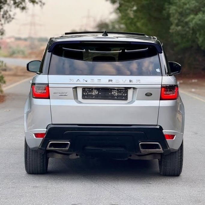 Новый Land Rover Range Rover Sport D250 II Рестайлинг, 3.0 л, 2018 в Шардже от Sarmad Cars Серебристый цвет. Other | AUTO.AE