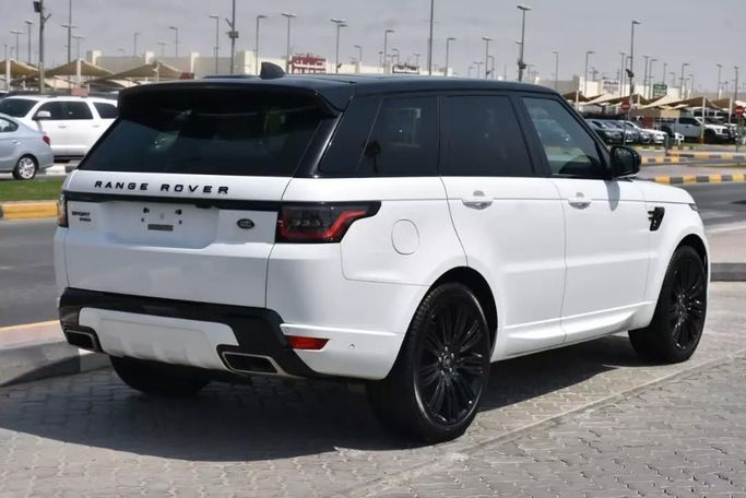 Подержанный Land Rover Range Rover Sport P525 II Рестайлинг, 5.0 л, 2022 в Шардже от Alfaris Used Cars Белый цвет. Other | AUTO.AE