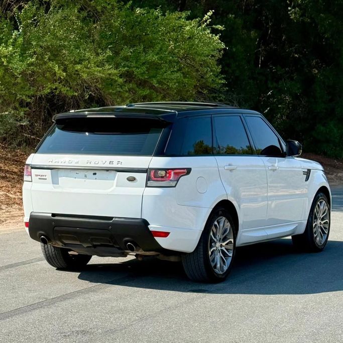 Подержанный Land Rover Range Rover Sport P380 II, 3.0 л, 2014 в Шардже от Sarmad Cars Белый цвет. Other | AUTO.AE
