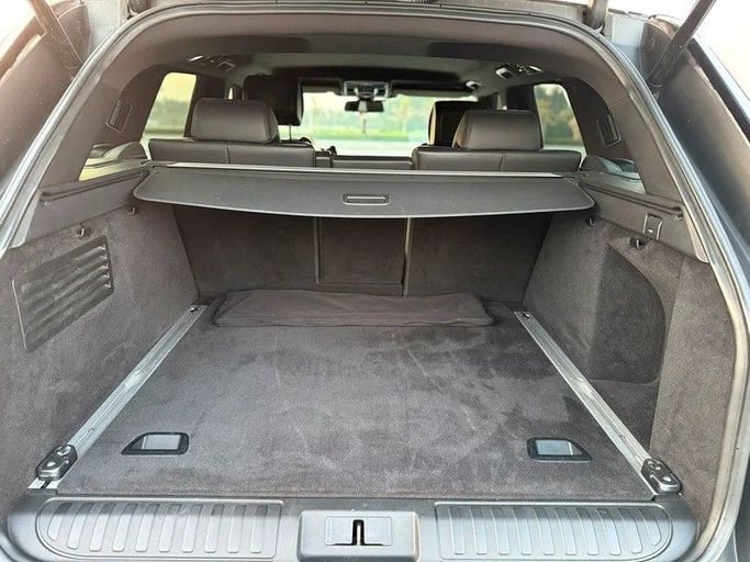 Подержанный Land Rover Range Rover Sport P550e II, 5.0 л, 2014 в Шардже от Al Ahd Used Cars Белый цвет. GCC | AUTO.AE