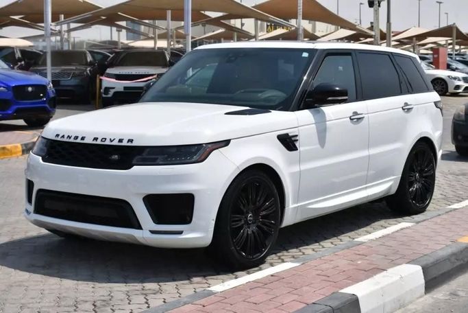 Подержанный Land Rover Range Rover Sport P525 II Рестайлинг, 5.0 л, 2021 в Шардже от Alfaris Used Cars Белый цвет. Other | AUTO.AE