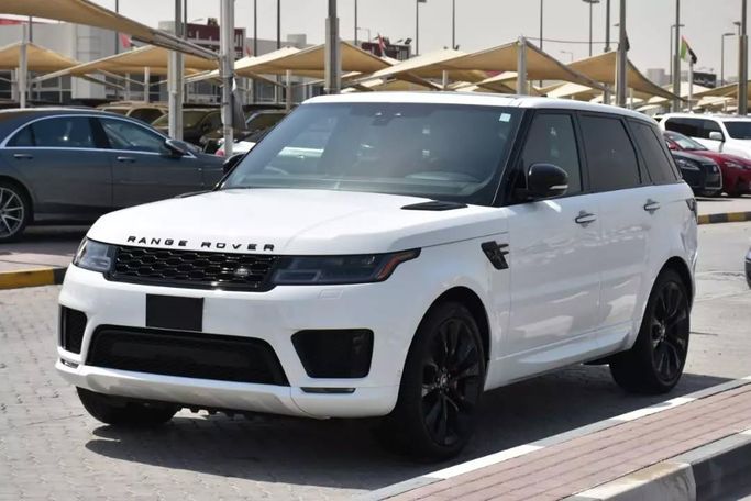Подержанный Land Rover Range Rover Sport P400 MHEV II Рестайлинг, 3.0 л, 2022 в Шардже от Alfaris Used Cars Белый цвет. Other | AUTO.AE