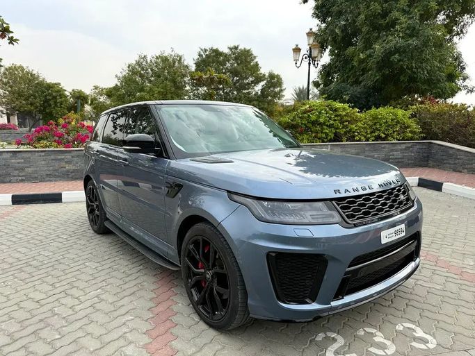 مستعملة Land Rover Range Rover Sport P525 II (L494) Facelift, 5.0 l, 2021 في في الشارقة من alhadithy motors، اللون أزرق فاتح.  | AUTO.AE | إعلان #260810