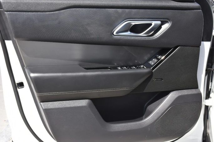 Used Land Rover Range Rover Velar P250 I, 2.0 l, 2020 in Sharjah by Alfaris Used Cars, White color. Other | AUTO.AE
