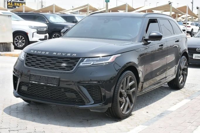 Подержанный Land Rover Range Rover Velar P550 I, 5.0 л, 2020 в Шардже от Alfaris Used Cars Серый цвет. Other | AUTO.AE