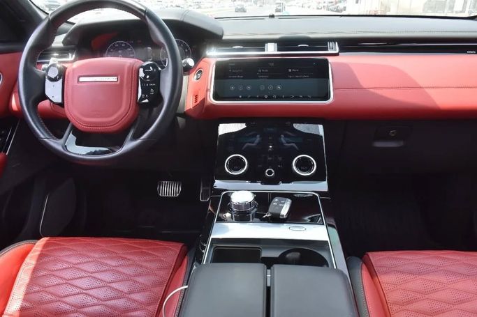 Подержанный Land Rover Range Rover Velar P550 I, 5.0 л, 2020 в Шардже от Alfaris Used Cars Серый цвет. Other | AUTO.AE