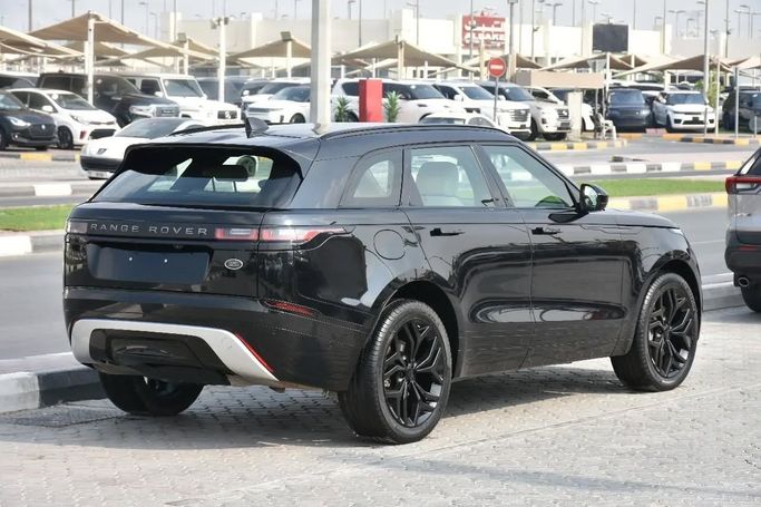 Подержанный Land Rover Range Rover Velar P250 I, 2.0 л, 2019 в Шардже от Alfaris Used Cars Черный цвет. GCC | AUTO.AE