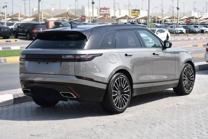 Подержанный Land Rover Range Rover Velar P400 I, 3.0 л, 2021 в Шардже от Alfaris Used Cars Серебристый цвет. Other | AUTO.AE