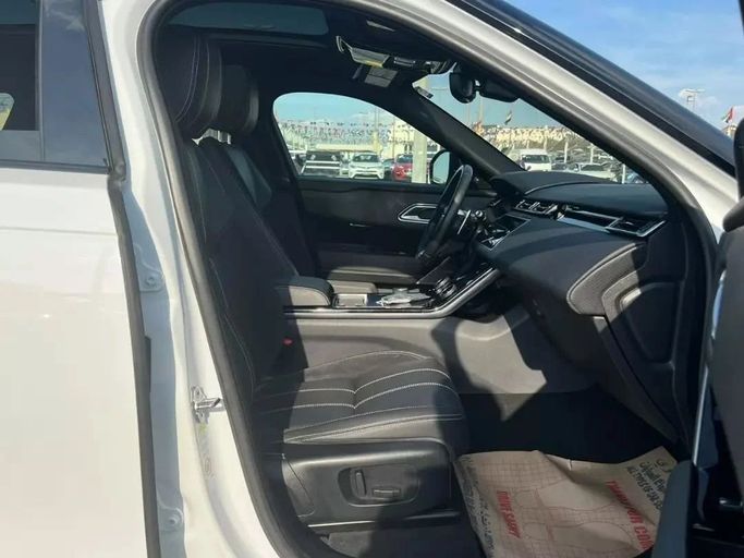 Подержанный Land Rover Range Rover Velar D200 I, 2.0 л, 2019 в Шардже от Alfaris Used Cars Белый цвет. Other | AUTO.AE