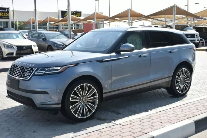 Подержанный Land Rover Range Rover Velar P380 I, 3.0 л, 2018 в Шардже от Alfaris Used Cars Серебристый цвет. Other | AUTO.AE