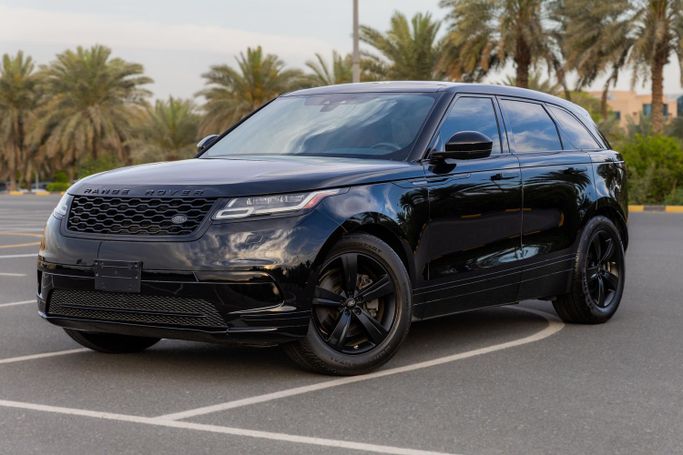 مستعملة Land Rover Range Rover Velar P380 I, 3.0 l, 2018 في في الشارقة من Dubai 2000 Used Cars، اللون أسود. المواصفات الأمريكية | AUTO.AE