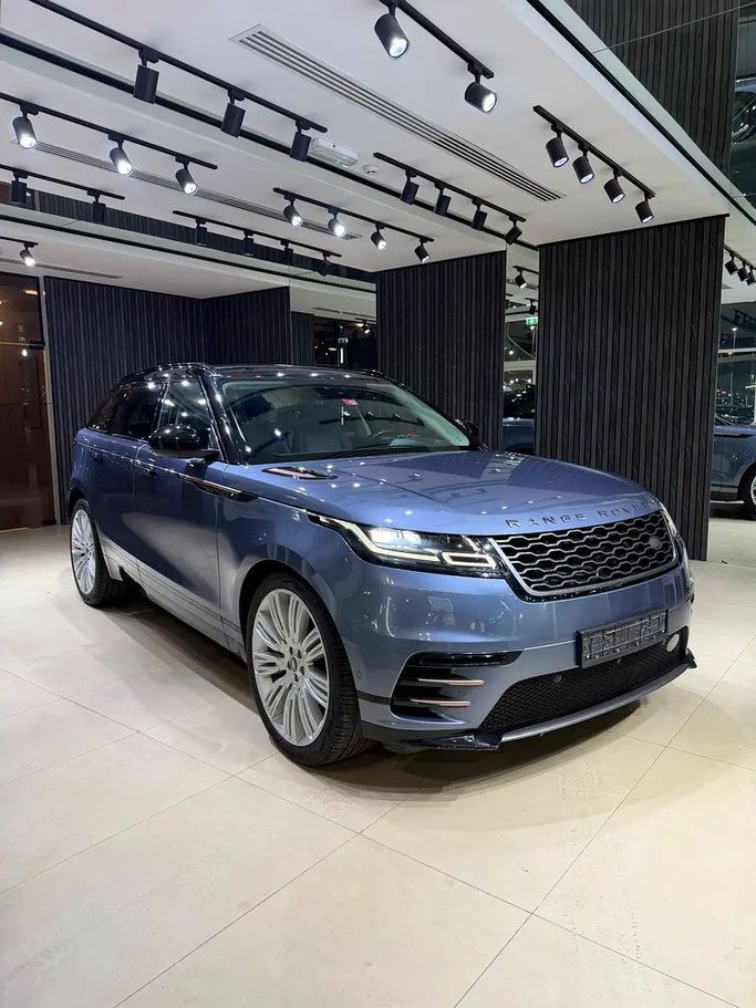 Подержанный Land Rover Range Rover Velar P380 I, 3.0 л, 2018 в Шардже от bonn Голубой цвет. GCC | AUTO.AE