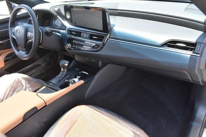 Новый Lexus ES 350 VII Рестайлинг, 3.5 л, 2023 в Шардже от Alfaris Used Cars Синий цвет.  | AUTO.AE