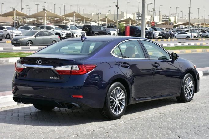 Used Lexus ES 350 VI Facelift, 3.5 l, 2017 in Sharjah by Alfaris Used Cars, Blue color. Other | AUTO.AE