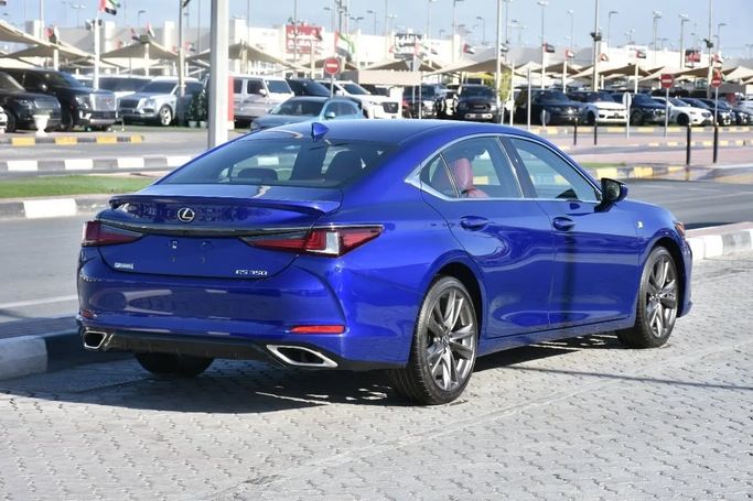 Подержанный Lexus ES 350 VII, 3.5 л, 2019 в Шардже от Alfaris Used Cars Синий цвет. Other | AUTO.AE