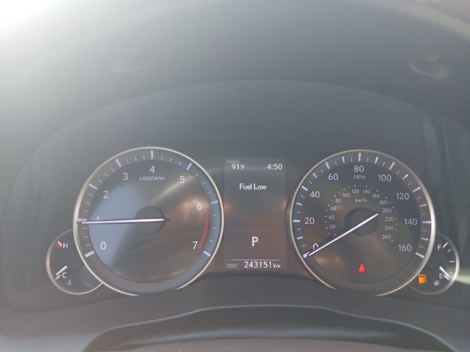 Used Lexus ES 350 VI Facelift, 3.5 l, 2016 in Sharjah by Mohammad Al Hamadani Used Cars, White color. American Specs | AUTO.AE