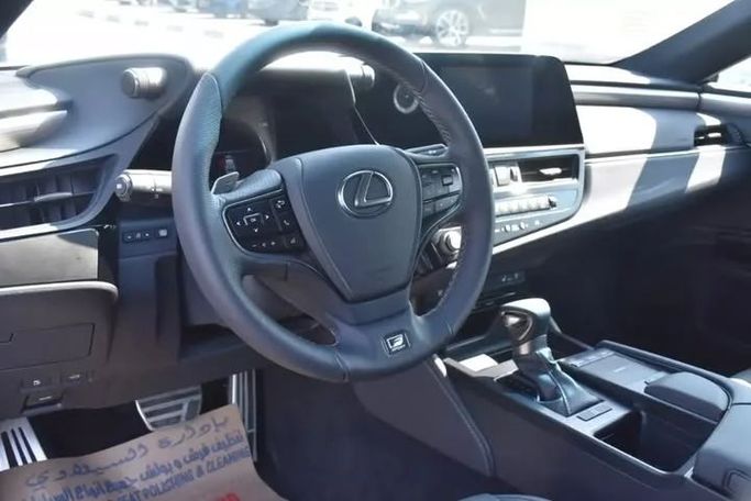 Used Lexus ES 350 VII Facelift, 3.5 l, 2022 in Sharjah by Alfaris Used Cars, White color. Other | AUTO.AE