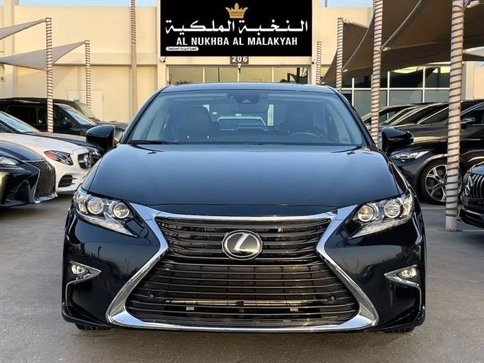 Used Lexus ES 350 VII, 3.5 l, 2018 in Sharjah by Al Nukhba Al Malakyah Used Cars, Black color. American Specs | AUTO.AE
