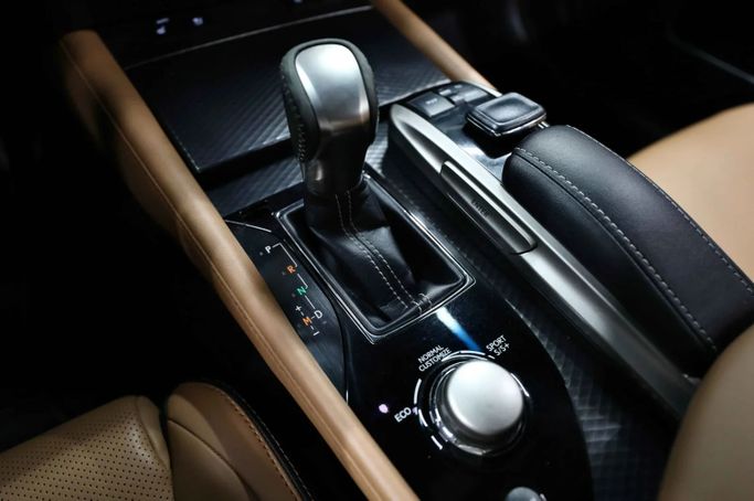 Used Lexus GS 350 IV Facelift, 3.5 l, 2018 in Sharjah by Al Qassem Cars Trading, Black color. American Specs | AUTO.AE