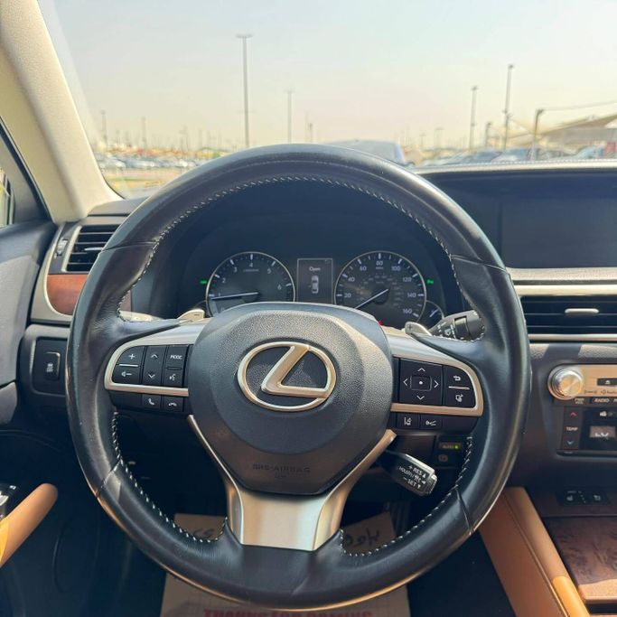 Used Lexus GS 350 IV Facelift, 3.5 l, 2016 in Sharjah by Alfaris Used Cars, White color. Other | AUTO.AE