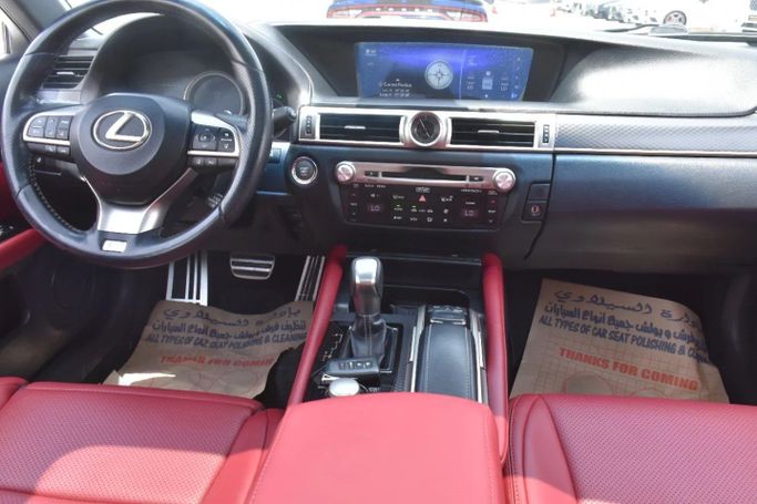 Подержанный Lexus GS 350 IV Рестайлинг, 3.5 л, 2017 в Шардже от Alfaris Used Cars Белый цвет. Other | AUTO.AE