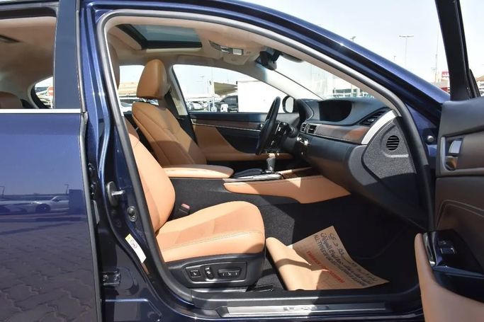 Подержанный Lexus GS 350 IV Рестайлинг, 3.5 л, 2017 в Шардже от Alfaris Used Cars Синий цвет. Other | AUTO.AE