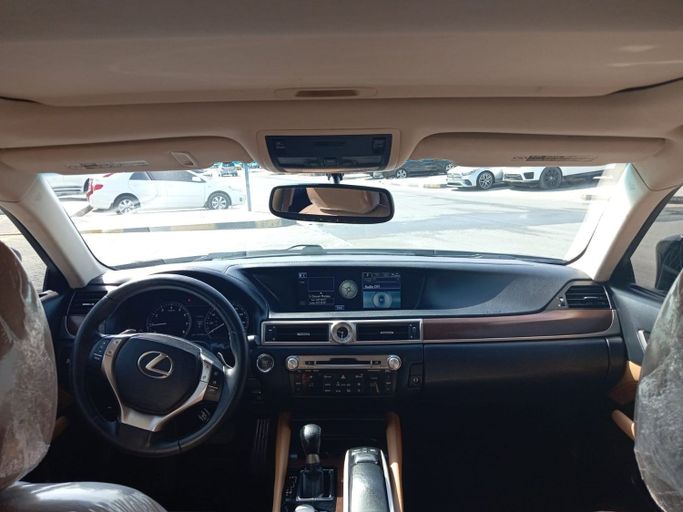 Подержанный Lexus GS 350 IV, 3.5 л, 2014 в Шардже от Mohammad Al Hamadani Used Cars Черный цвет. Other | AUTO.AE