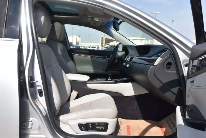 Used Lexus GS 350 IV, 3.5 l, 2013 in Sharjah by Alfaris Used Cars, Silver color. Other | AUTO.AE