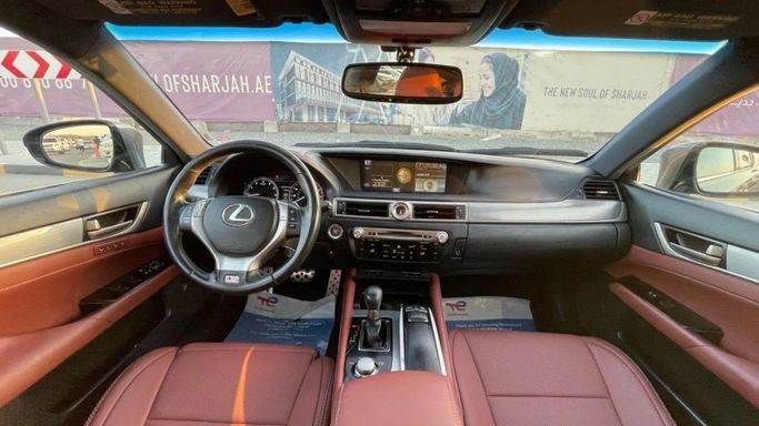 Подержанный Lexus GS 350 IV, 3.5 л, 2014 в Шардже от Halla Cars Серый цвет. Американская | AUTO.AE