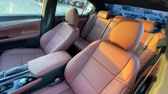 Подержанный Lexus GS 350 IV, 3.5 л, 2014 в Шардже от Halla Cars Серый цвет. Американская | AUTO.AE