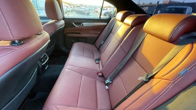 Подержанный Lexus GS 350 IV, 3.5 л, 2014 в Шардже от Halla Cars Серый цвет. Американская | AUTO.AE