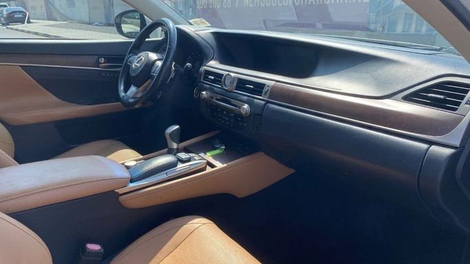 Used Lexus GS 350 IV Facelift, 3.5 l, 2016 in Sharjah by Halla Cars, White color. American Specs | AUTO.AE