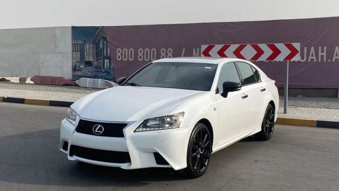 Подержанный Lexus GS 350 IV, 3.5 л, 2015 в Шардже от Halla Cars Белый цвет. Японская | AUTO.AE