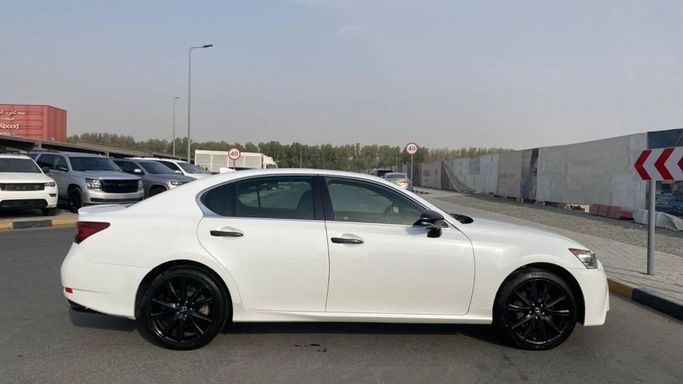 Подержанный Lexus GS 350 IV, 3.5 л, 2015 в Шардже от Halla Cars Белый цвет. Японская | AUTO.AE