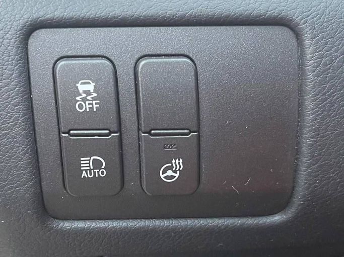 Подержанный Lexus GS 350 IV Рестайлинг, 3.5 л, 2017 в Шардже от Al Nukhba Al Malakyah Used Cars Белый цвет. Американская | AUTO.AE