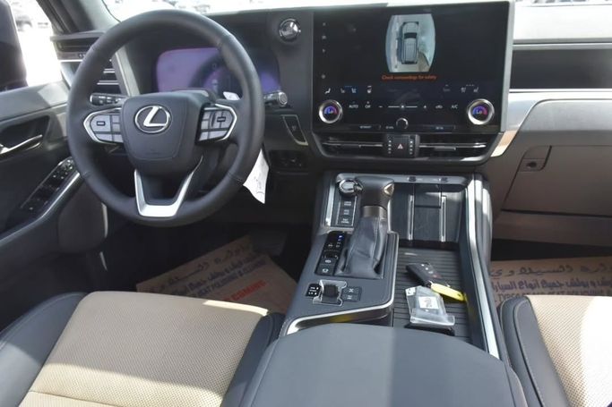 Новый Lexus GX 550 III, 3.4 л, 2024 в Шардже от Alfaris Used Cars Светло-коричневый цвет.  | AUTO.AE